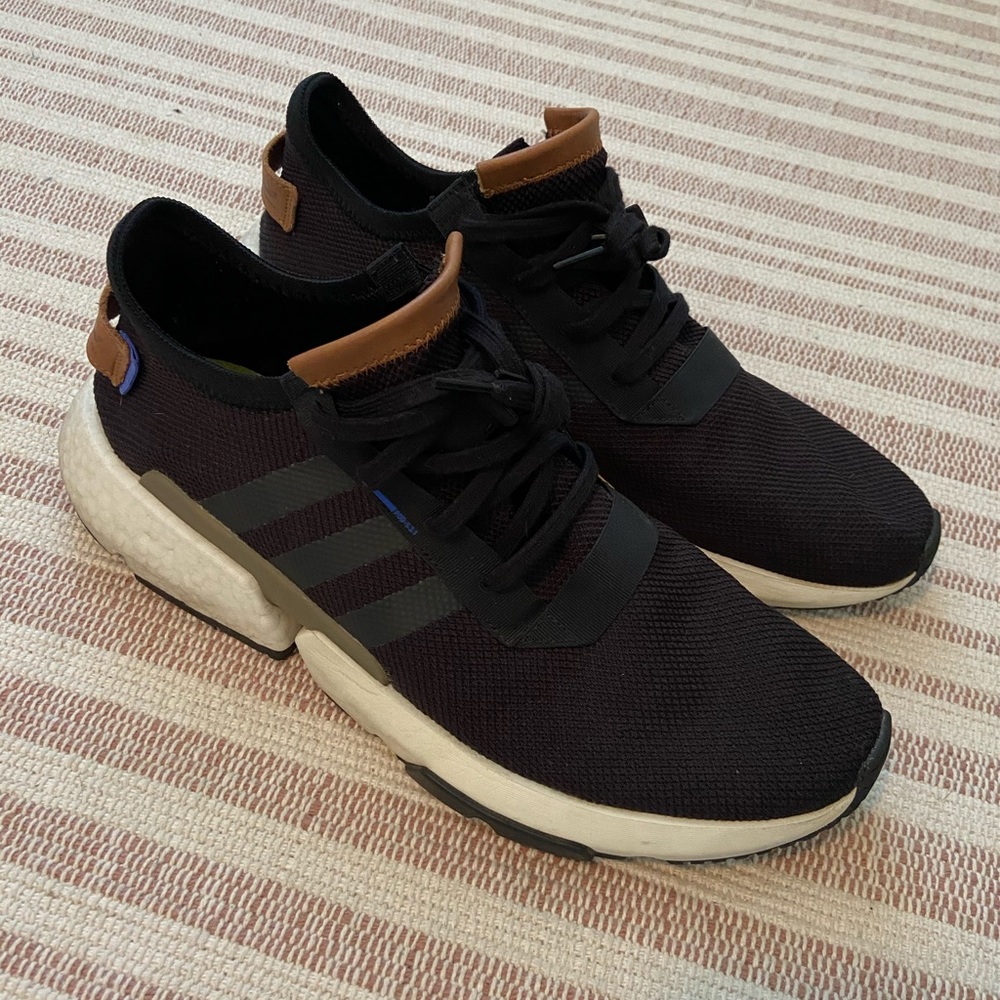 Adidas Pods